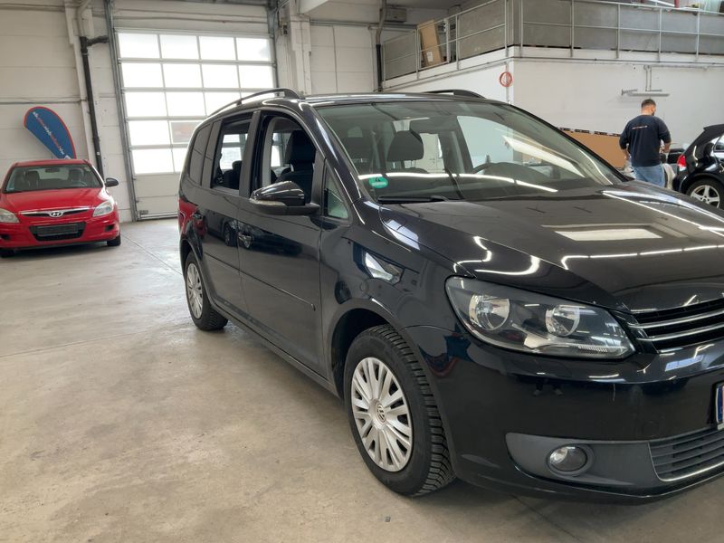 Volkswagen Touran 1.4 TSI Comfortline 2011 – снимка 12