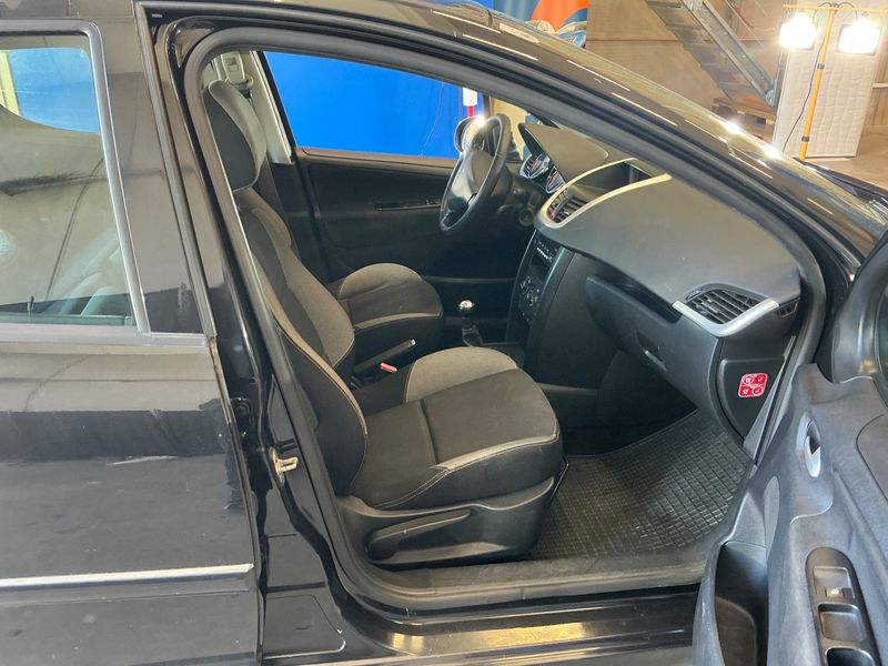 Peugeot 207 1.4 Access 2011 – снимка 3