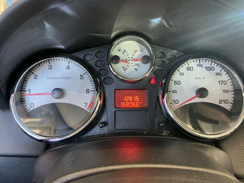 Peugeot 207 1.4 Access 2011 – снимка 4