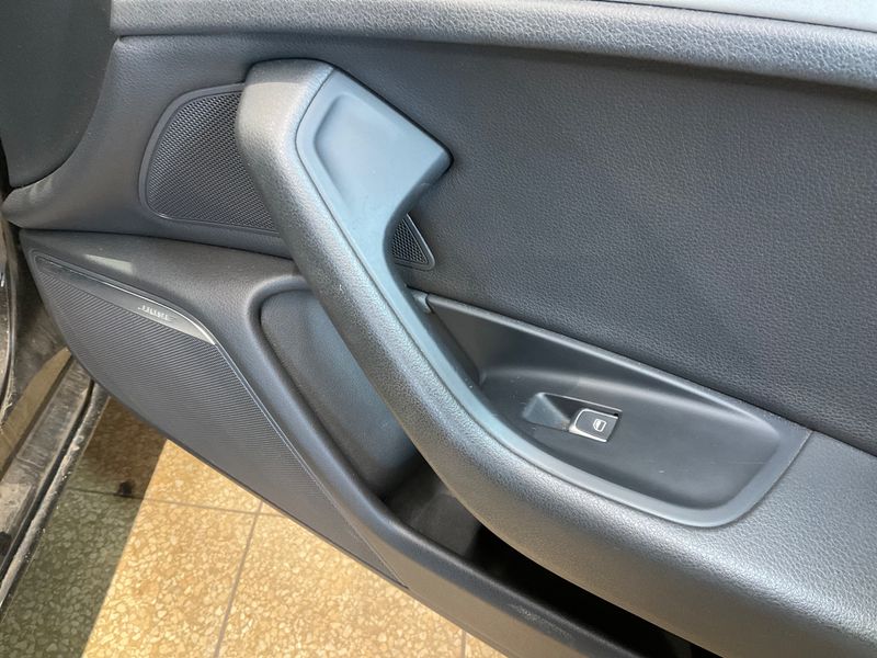 Audi A6 3.0 V6 TDI quattro 2012 – снимка 22