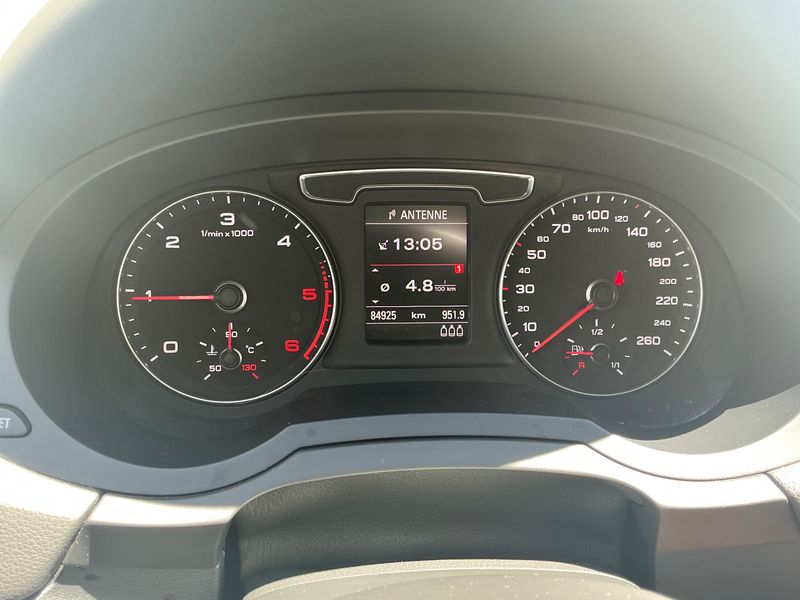 Audi Q3 2.0 TDI quattro 2016 – снимка 19