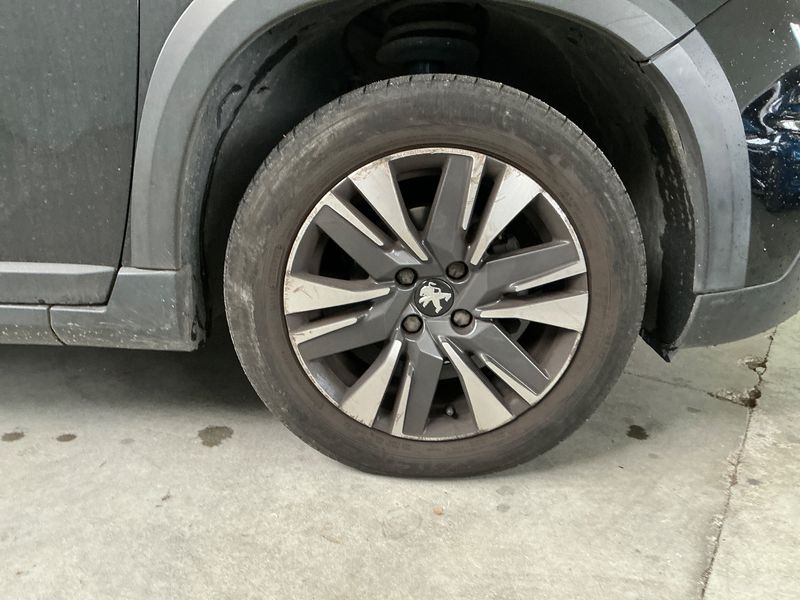Peugeot 2008 1.6 Blue-HDi Style 2017 – снимка 11