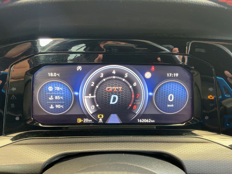 Volkswagen Golf VIII 2.0 TSI GTI Clubsport 2021 – снимка 18