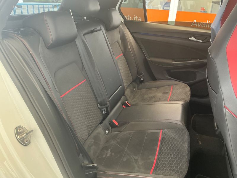 Volkswagen Golf VIII 2.0 TSI GTI Clubsport 2021 – снимка 19