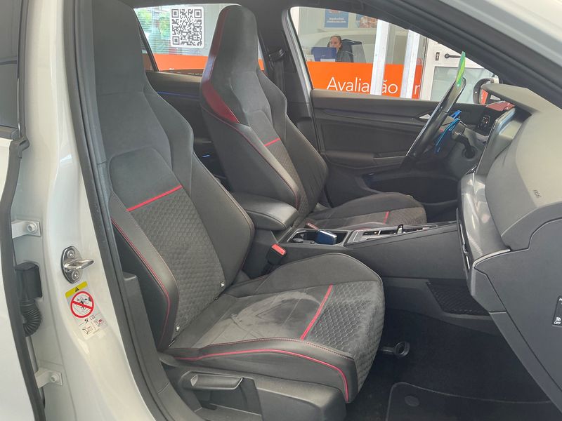 Volkswagen Golf VIII 2.0 TSI GTI Clubsport 2021 – снимка 16