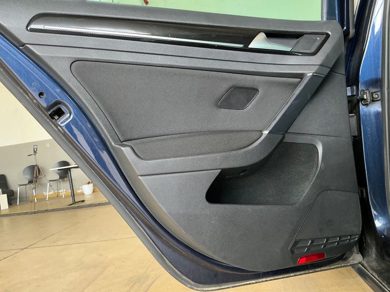 Volkswagen Golf VII 1.6 TDI Highline BlueMotion Tech 2013 – снимка 39