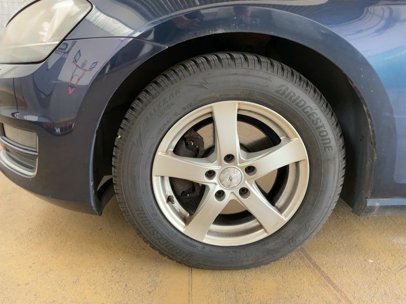 Volkswagen Golf VII 1.6 TDI Highline BlueMotion Tech 2013 – снимка 3