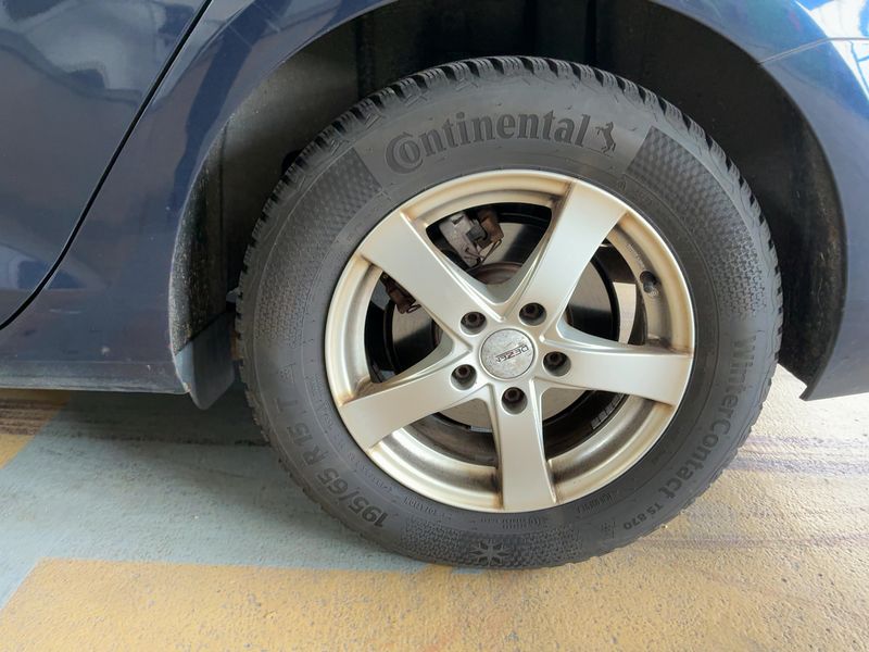 Volkswagen Golf VII 1.6 TDI Highline BlueMotion Tech 2013 – снимка 5