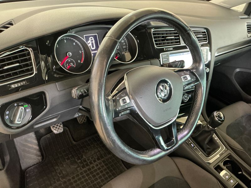 Volkswagen Golf VII 1.6 TDI Highline BlueMotion Tech 2013 – снимка 46
