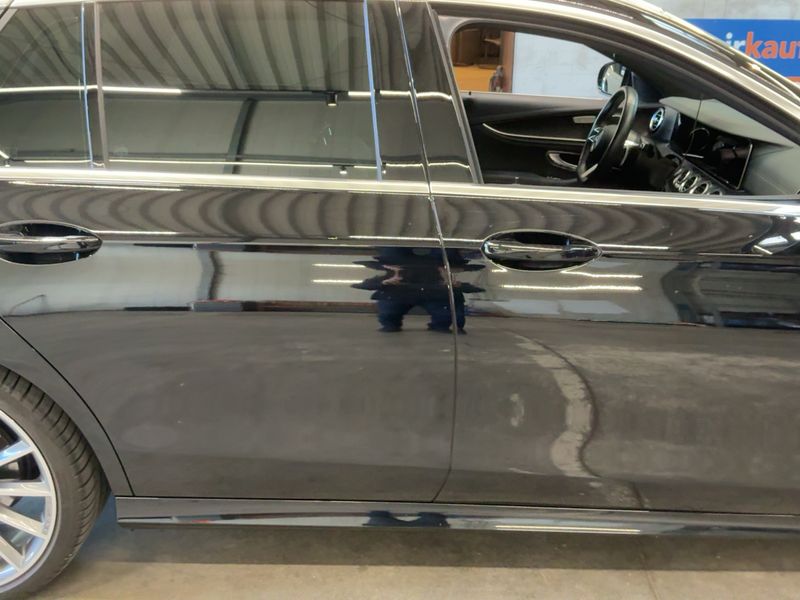Mercedes-Benz E-Klasse E 220 d Mild-Hybrid T AMG Line 2023 – снимка 10