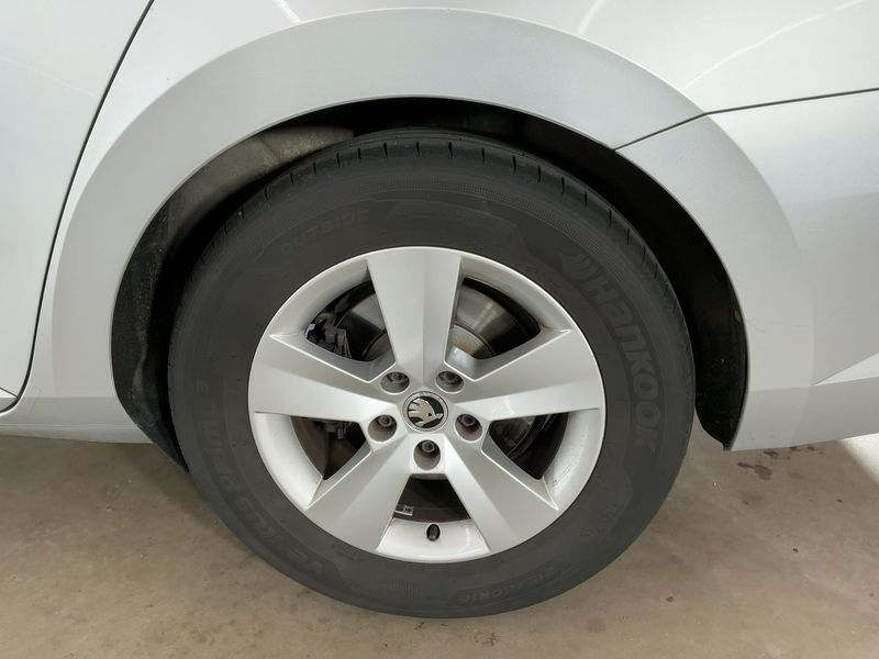 Skoda Superb 2.0 TDI Ambition 2016 – снимка 5