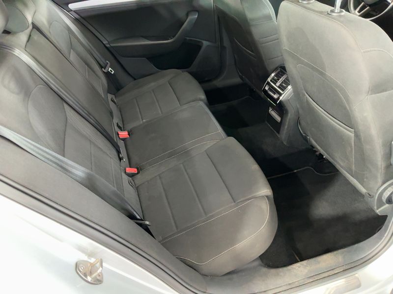 Skoda Superb 2.0 TDI Ambition 2016 – снимка 19