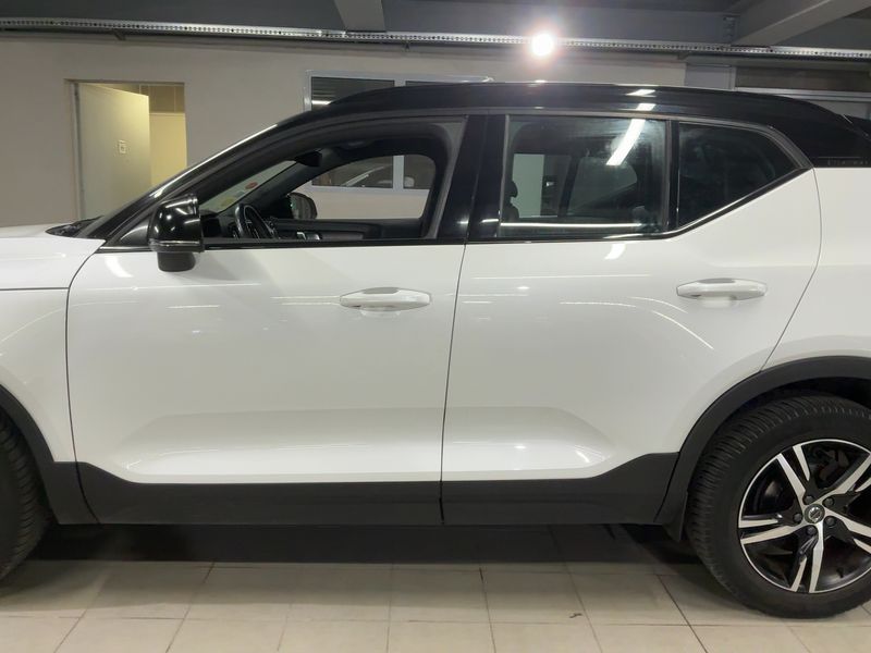 Volvo XC40 2.0 D3 R-Design 2WD 2020 – снимка 4