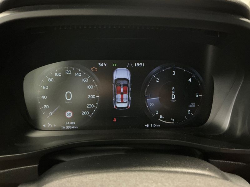 Volvo XC40 2.0 D3 R-Design 2WD 2020 – снимка 18