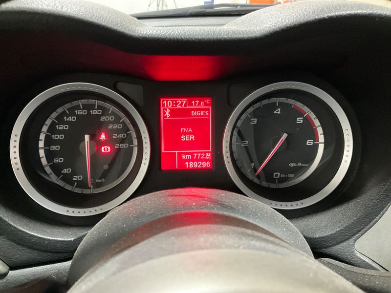 Alfa Romeo Alfa 159 1.9 JTD JTDM Distinctive 2008 – снимка 4