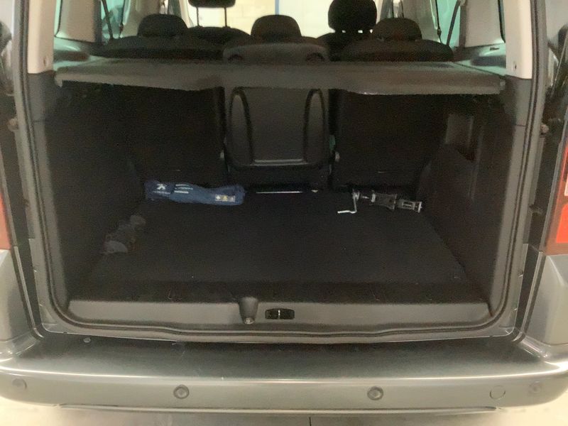 Peugeot Partner 1.2 PureTech Active 2017 – снимка 15