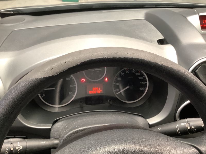 Peugeot Partner 1.2 PureTech Active 2017 – снимка 25