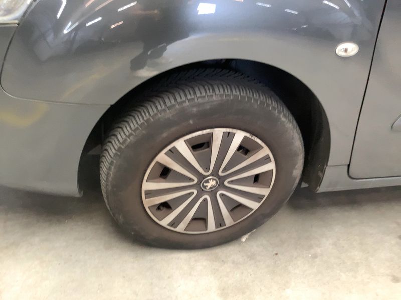 Peugeot Partner 1.2 PureTech Active 2017 – снимка 3