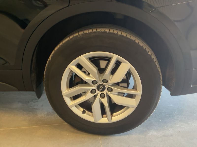 Audi Q5 50 TFSIe quattro 2023 – снимка 5