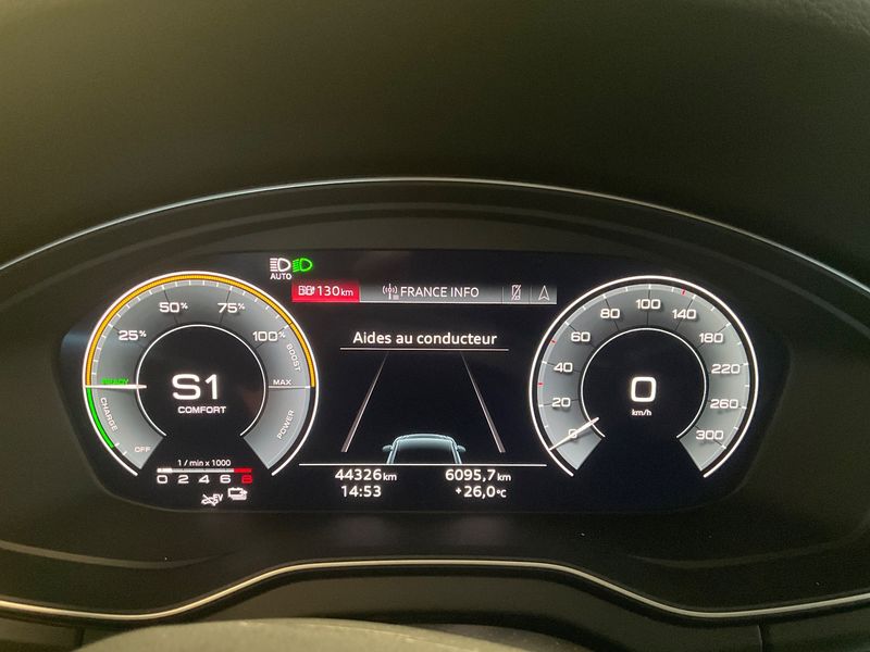 Audi Q5 50 TFSIe quattro 2023 – снимка 18