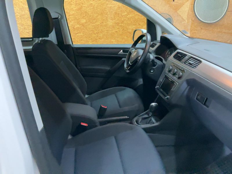 Volkswagen Caddy 2.0 TDI Trendline 4Motion BlueMotion Tech 2020 – снимка 17