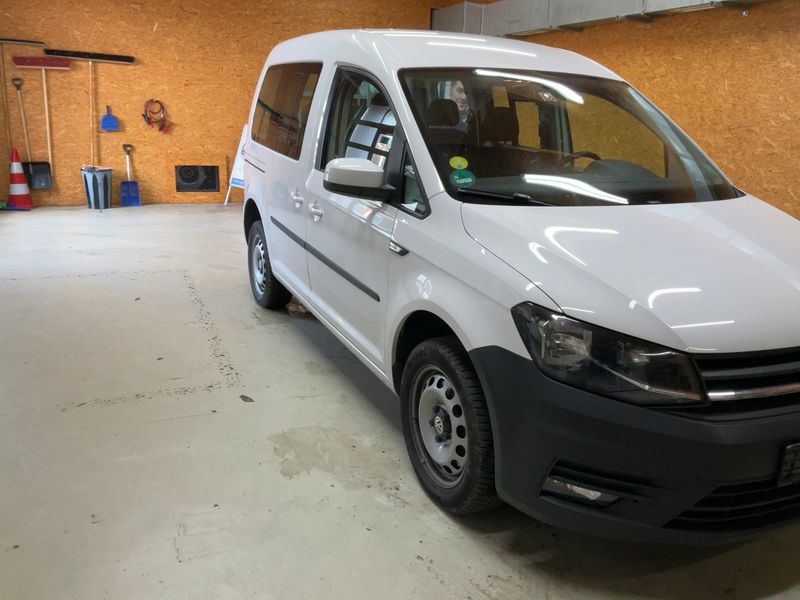 Volkswagen Caddy 2.0 TDI Trendline 4Motion BlueMotion Tech 2020 – снимка 12