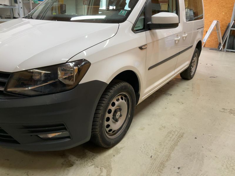 Volkswagen Caddy 2.0 TDI Trendline 4Motion BlueMotion Tech 2020 – снимка 2