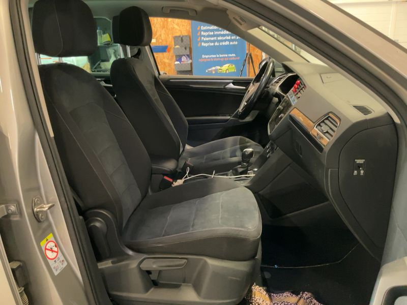 Volkswagen Tiguan 2.0 TDI Carat Exclusive BlueMotion Tech 2017 – снимка 16