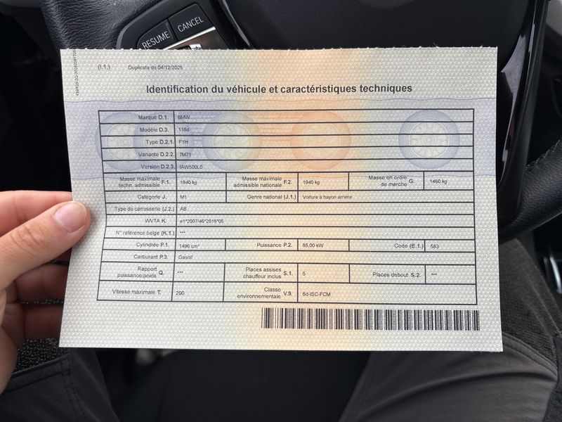 BMW 1er 116d Advantage 2021 – снимка 16