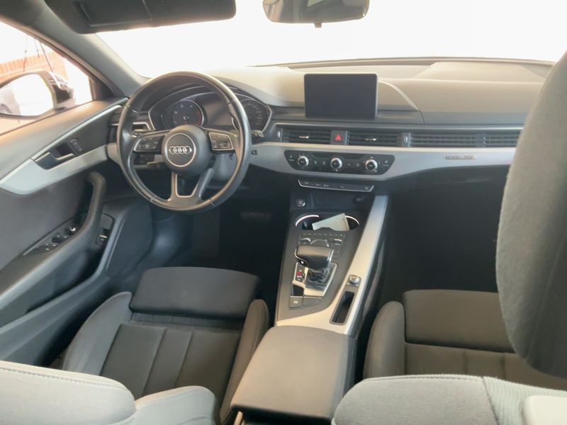 Audi A4 2.0 TDI quattro Sport 2016 – снимка 17