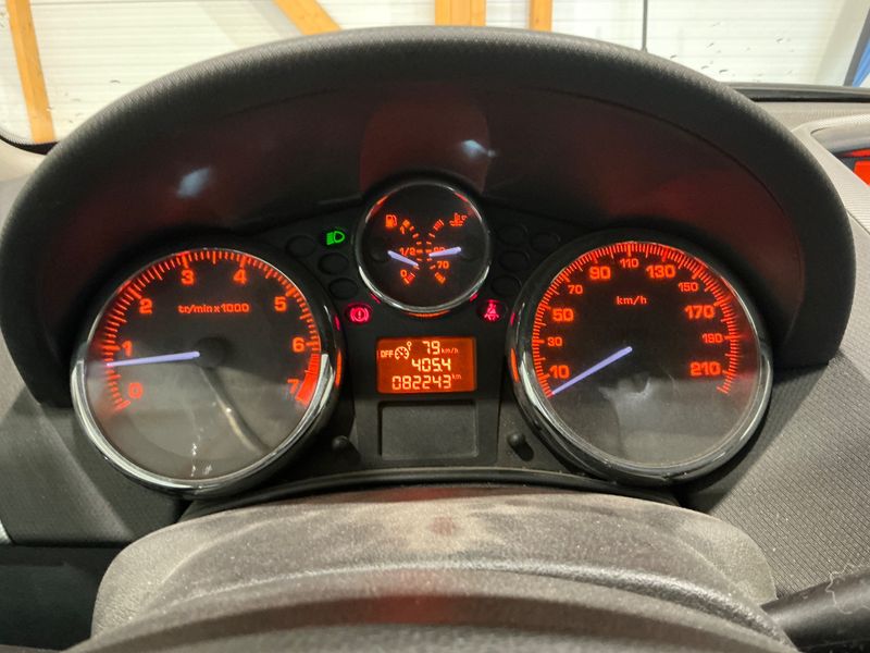 Peugeot 207 1.6 Active 2007 – снимка 18