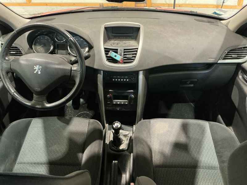 Peugeot 207 1.6 Active 2007 – снимка 17