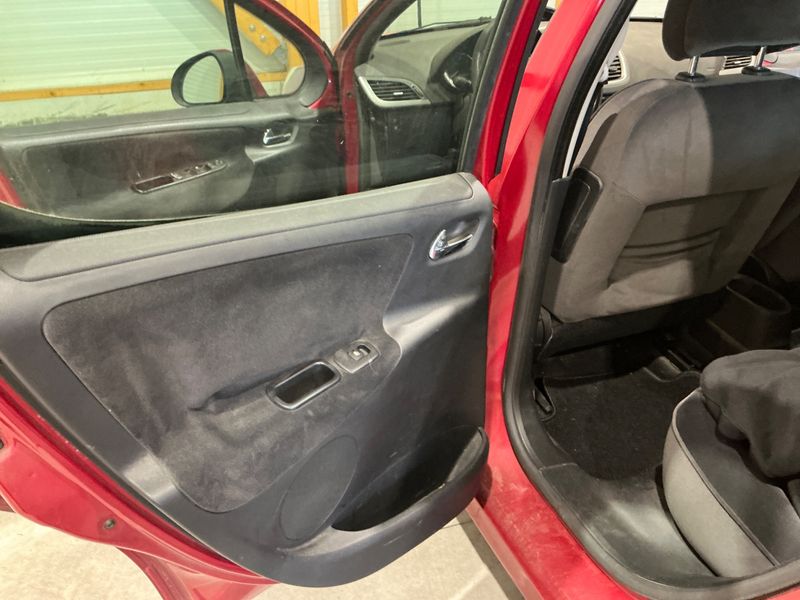 Peugeot 207 1.6 Active 2007 – снимка 34