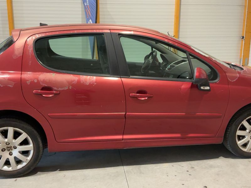Peugeot 207 1.6 Active 2007 – снимка 10