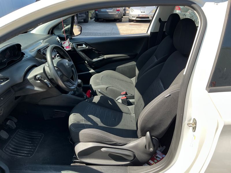 Peugeot 208 1.0 VTi Access 2012 – снимка 3