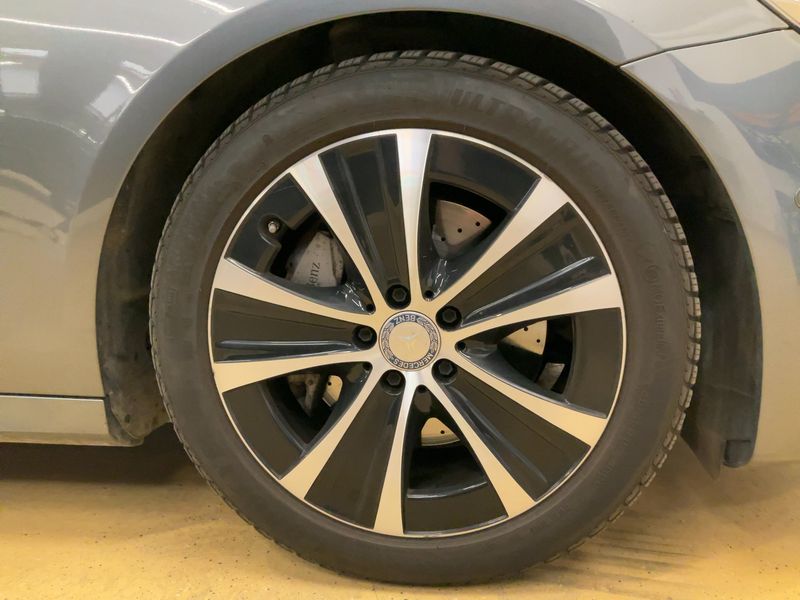 Mercedes-Benz E-Klasse E 220 d AMG Line 2019 – снимка 11