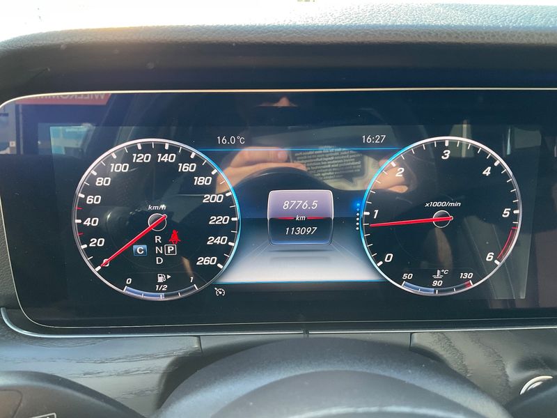 Mercedes-Benz E-Klasse E 220 d AMG Line 2019 – снимка 18