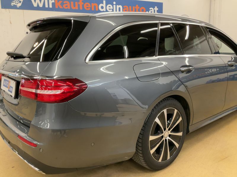 Mercedes-Benz E-Klasse E 220 d AMG Line 2019 – снимка 8