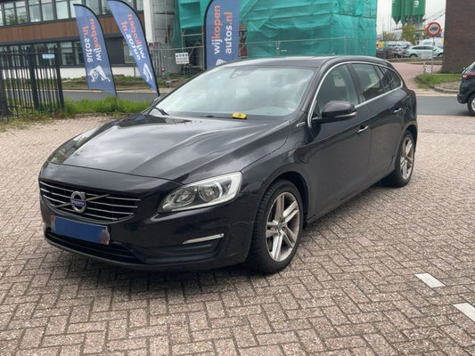 Volvo V60 2.4 D6 Plug-in Hybrid Summum AWD 2014 – снимка 1