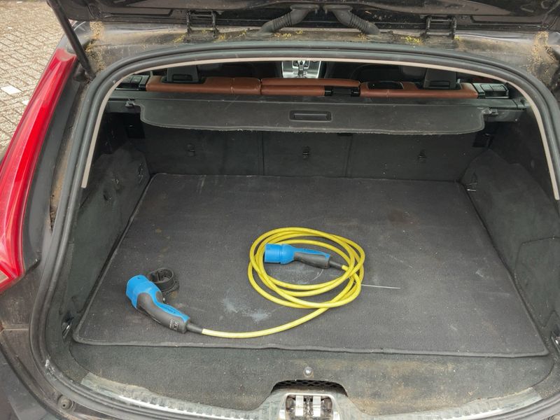 Volvo V60 2.4 D6 Plug-in Hybrid Summum AWD 2014 – снимка 15