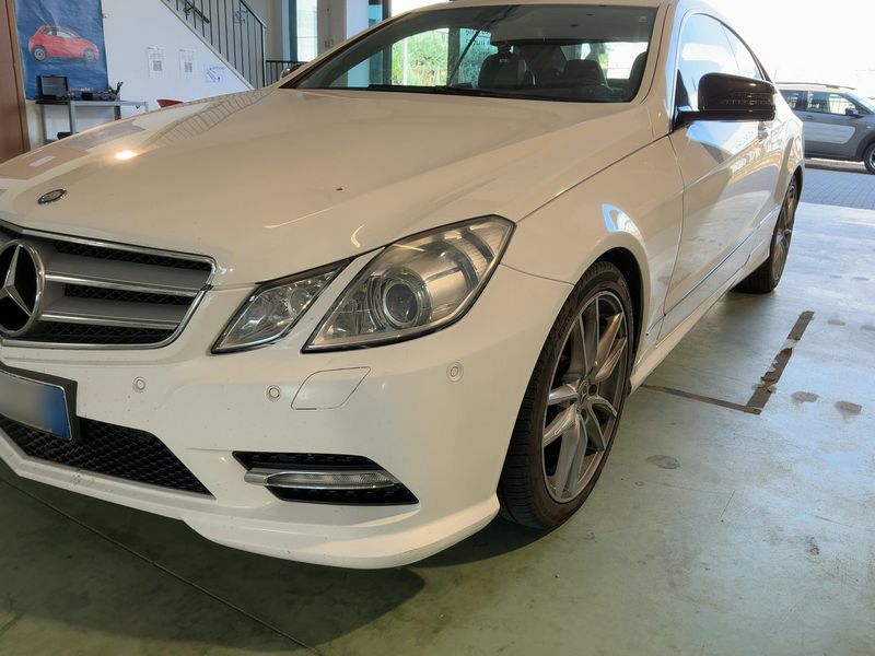 Mercedes-Benz E-Klasse E 220 CDI BlueEfficiency Avantgarde 2013 – снимка 2