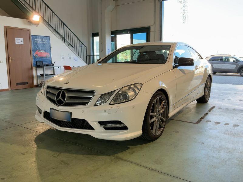 Mercedes-Benz E-Klasse E 220 CDI BlueEfficiency Avantgarde 2013
