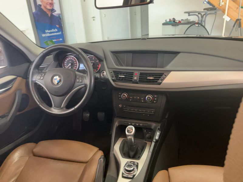 BMW X1 xDrive 23d 2011 – снимка 18