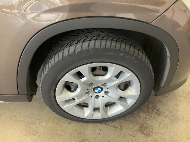 BMW X1 xDrive 23d 2011 – снимка 11