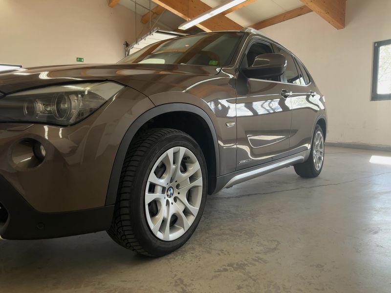 BMW X1 xDrive 23d 2011 – снимка 2