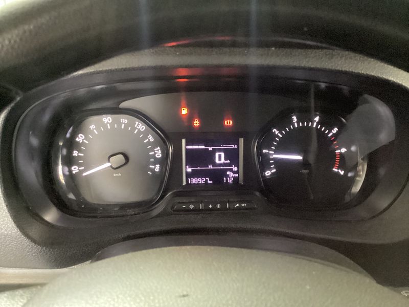Opel Vivaro 1.5 CDTI L Express 2022 – снимка 18