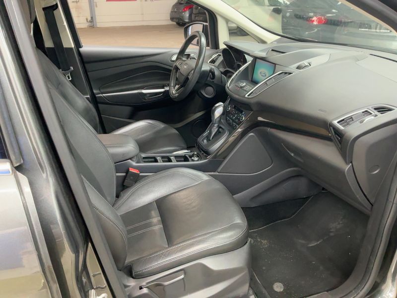 Ford Grand C-Max 2.0 TDCi Titanium 2016 – снимка 17