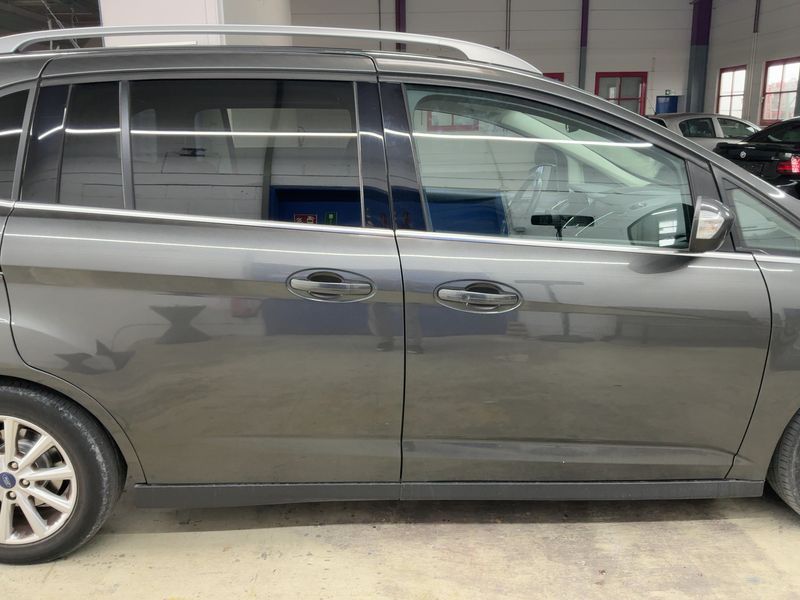Ford Grand C-Max 2.0 TDCi Titanium 2016 – снимка 10
