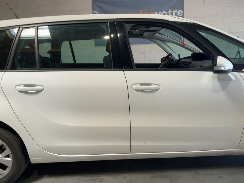 Citroen C4 Grand Picasso 1.6 Blue-HDi Live 2017 – снимка 10