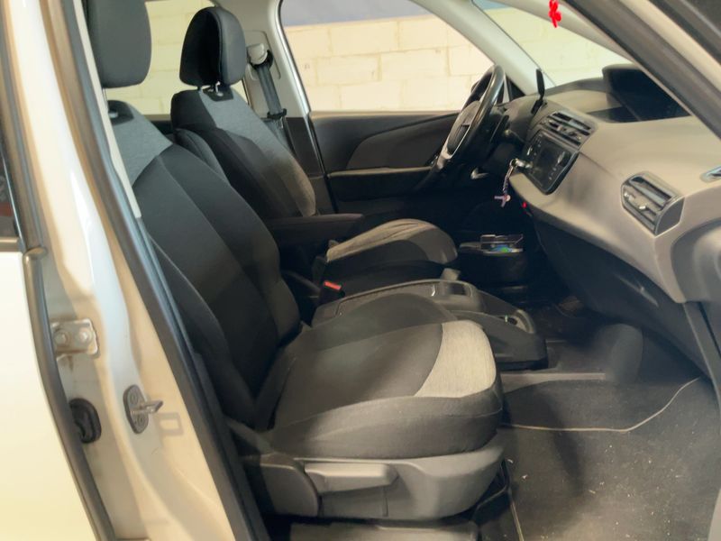 Citroen C4 Grand Picasso 1.6 Blue-HDi Live 2017 – снимка 16